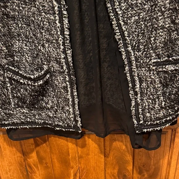 Zara Black and White Textured Cardigan - Picture 6 of 10